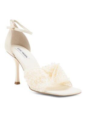 Revolve Steve Madden Assume Pearl Pump